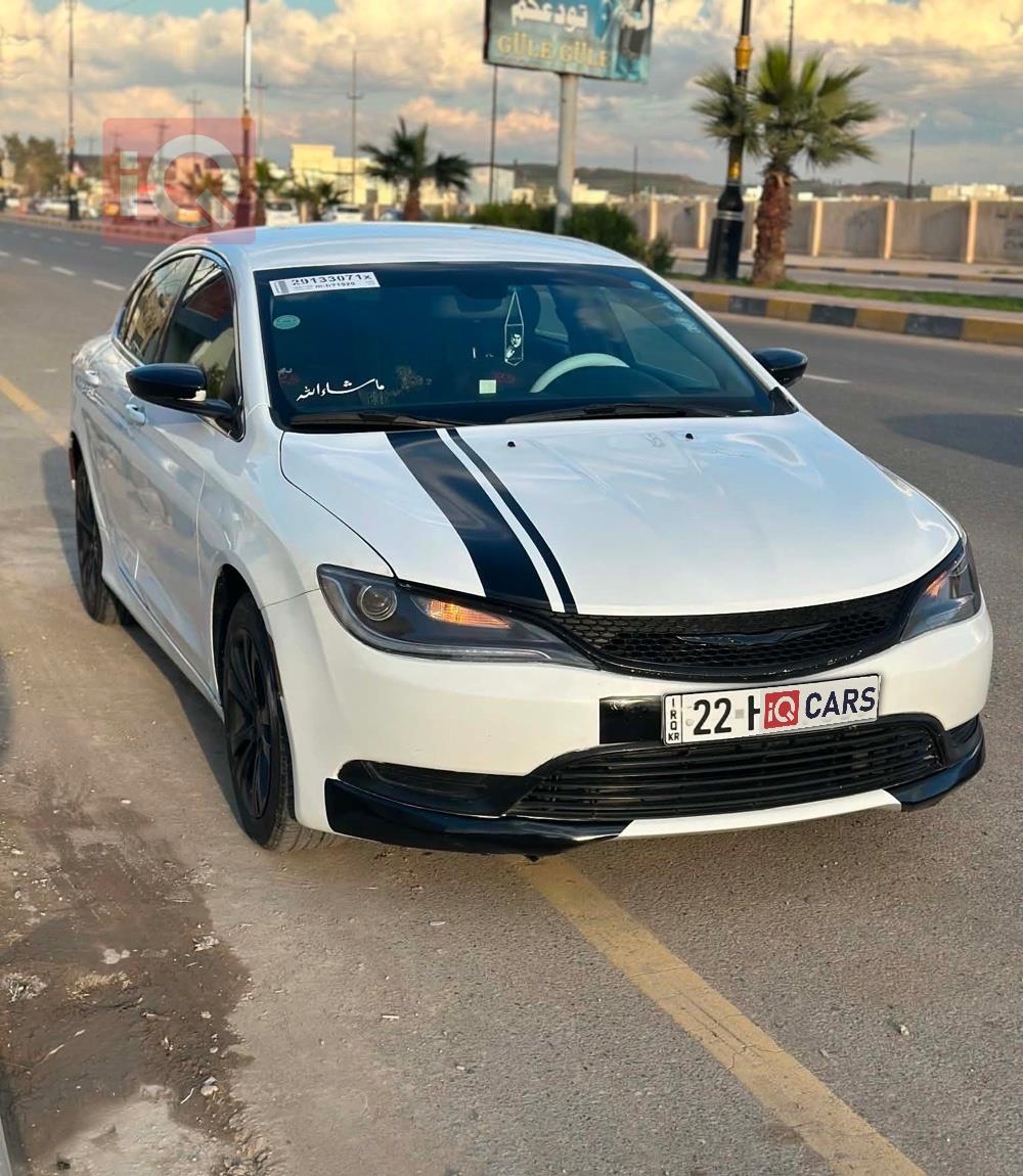 كرايسلر 200
